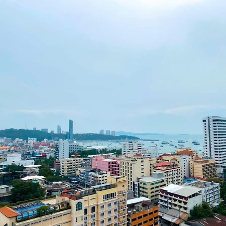 Edge Central Pattaya Vip Condo Esterno foto